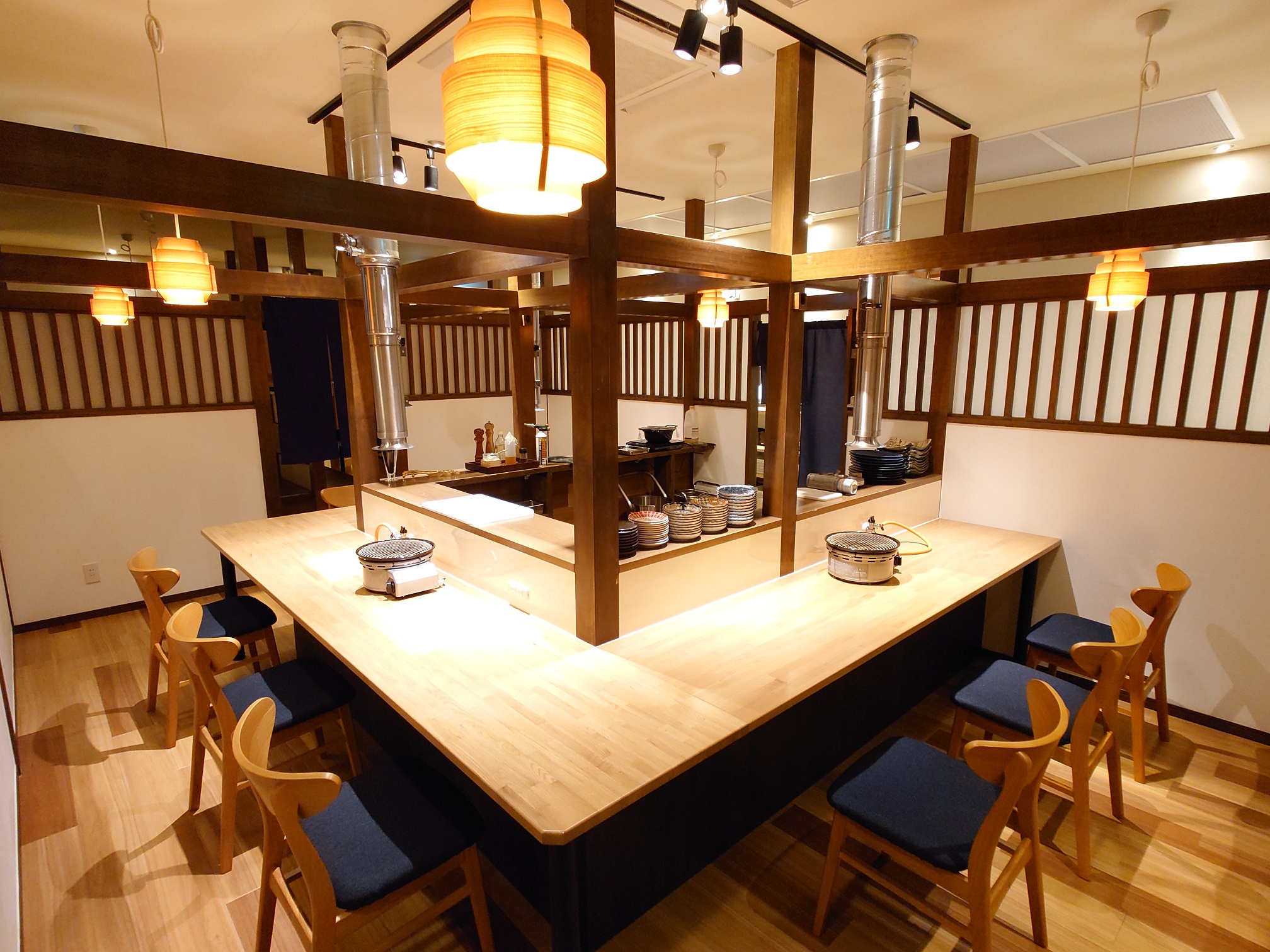 はるのゆこと長浜店のカウンター席